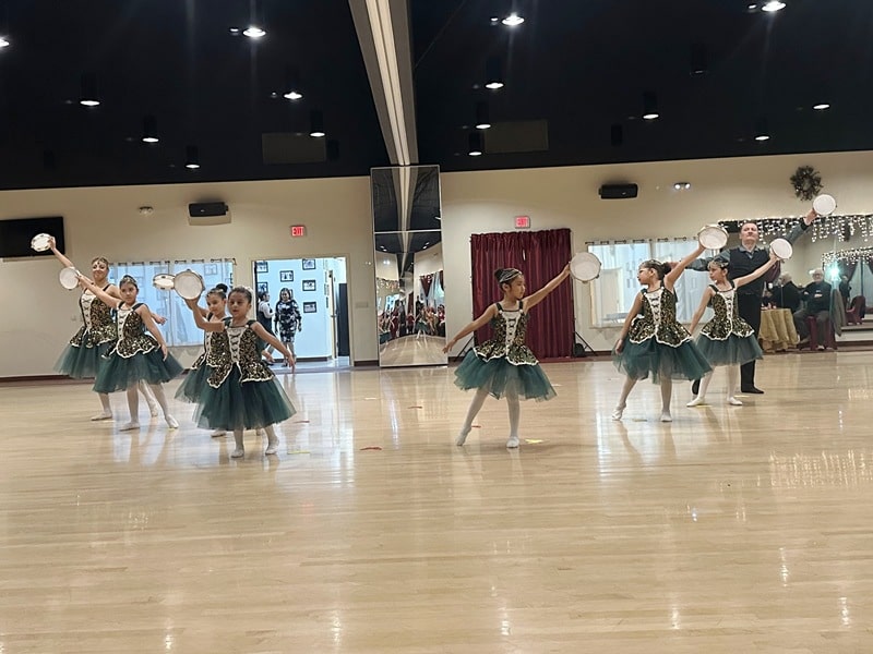 Child 3-5 Ballet performance at Holiday Dance Showcase